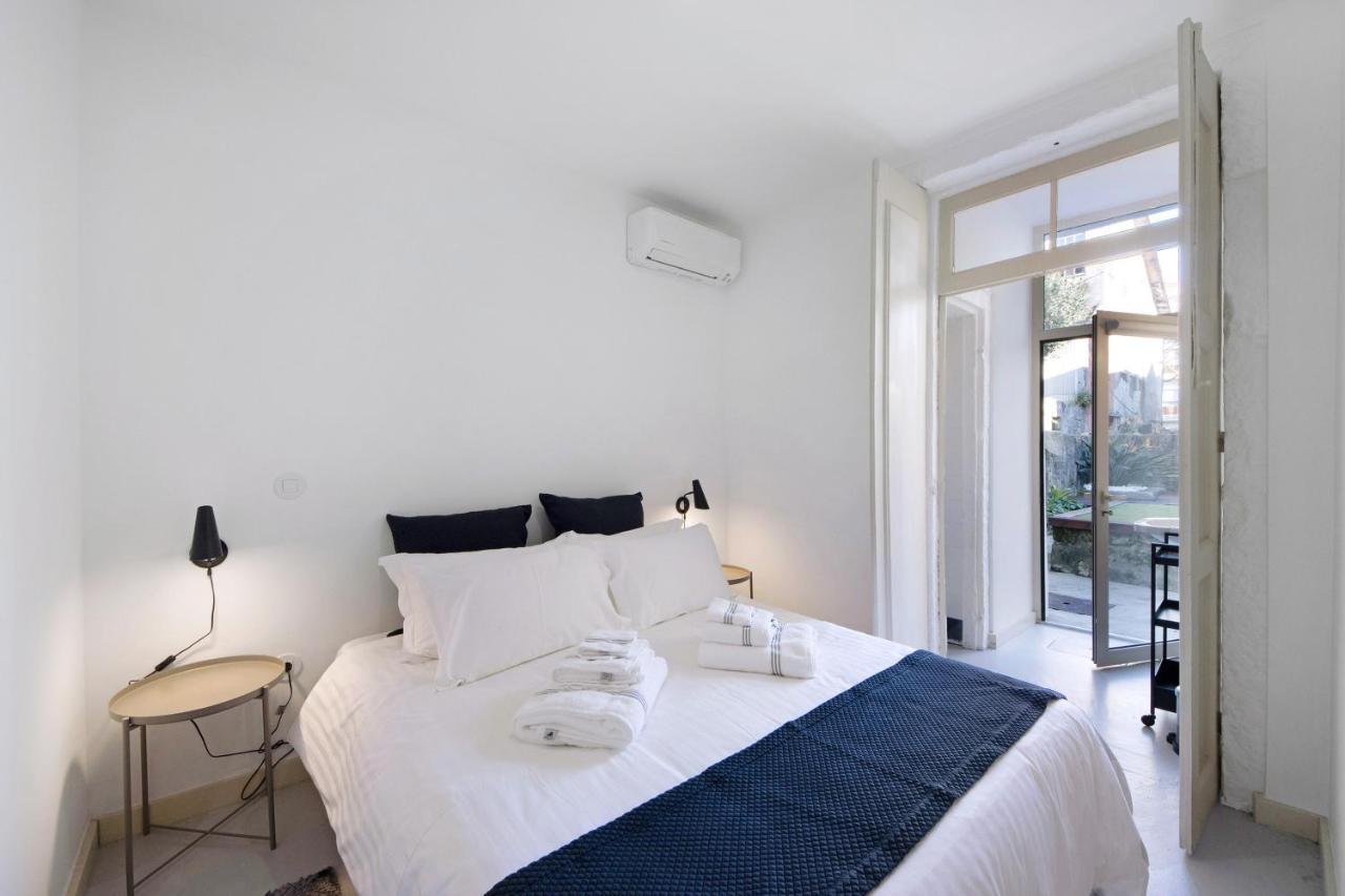 Crooked Floor House - Ground Floor Apartment Porto Luaran gambar